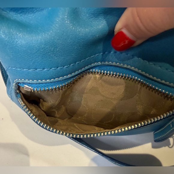 Coach Bleeker Slim Duffle Bag Blue Leather Tassel 2005 1415 Y2K - Picture 5 of 10